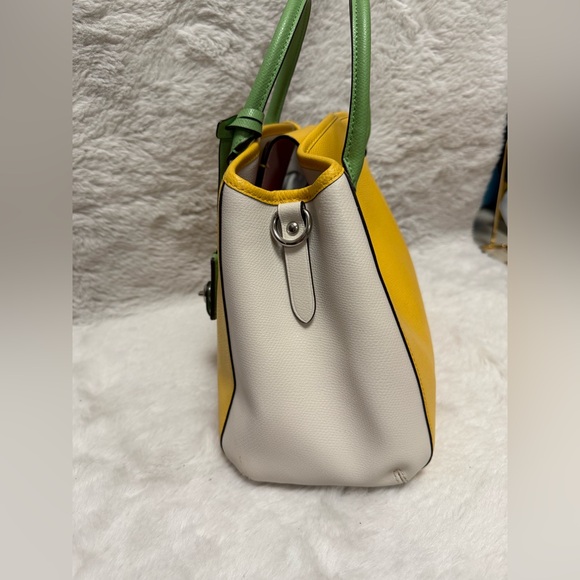 Vintage Coach Small Margot Carryall Yellow Leather Tote with Green Handles - Picture 6 of 16